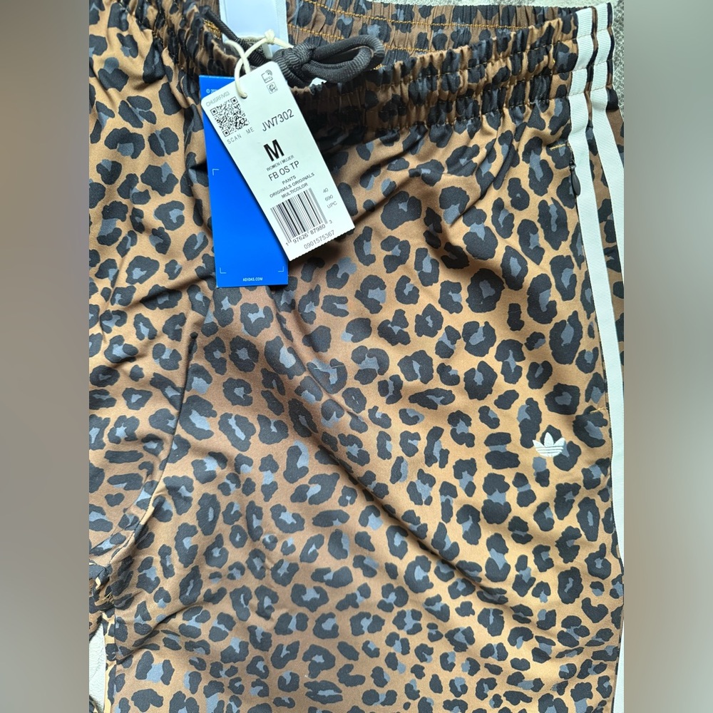 adidas Originals Wide Leg Leopard Print Pants with White Side Stripes - Picture 6 of 10